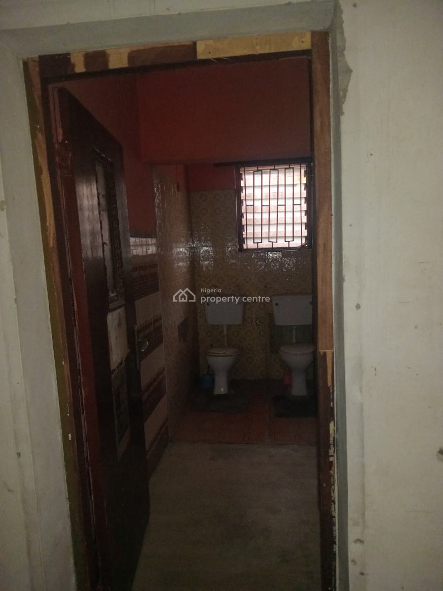 Hall Space/warehouse, Off Montgomery, Yaba, Lagos, Commercial Property for Rent