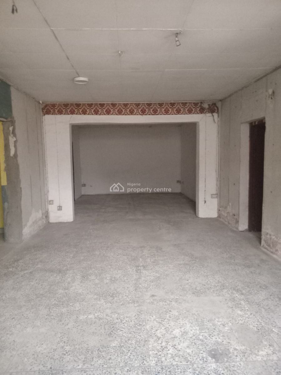 Hall Space/warehouse, Off Montgomery, Yaba, Lagos, Commercial Property for Rent