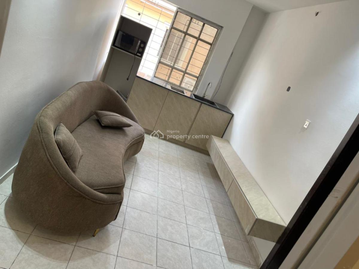 1bedroom Miniflat, Off Admiralty, Lekki Phase 1, Lekki, Lagos, Flat / Apartment for Rent