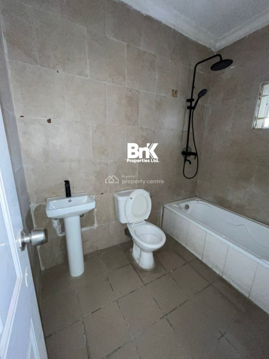 3-bedroom Apartment with a Standard Room Bq, Lekki Phase 1, Lekki, Lagos, Flat / Apartment for Rent