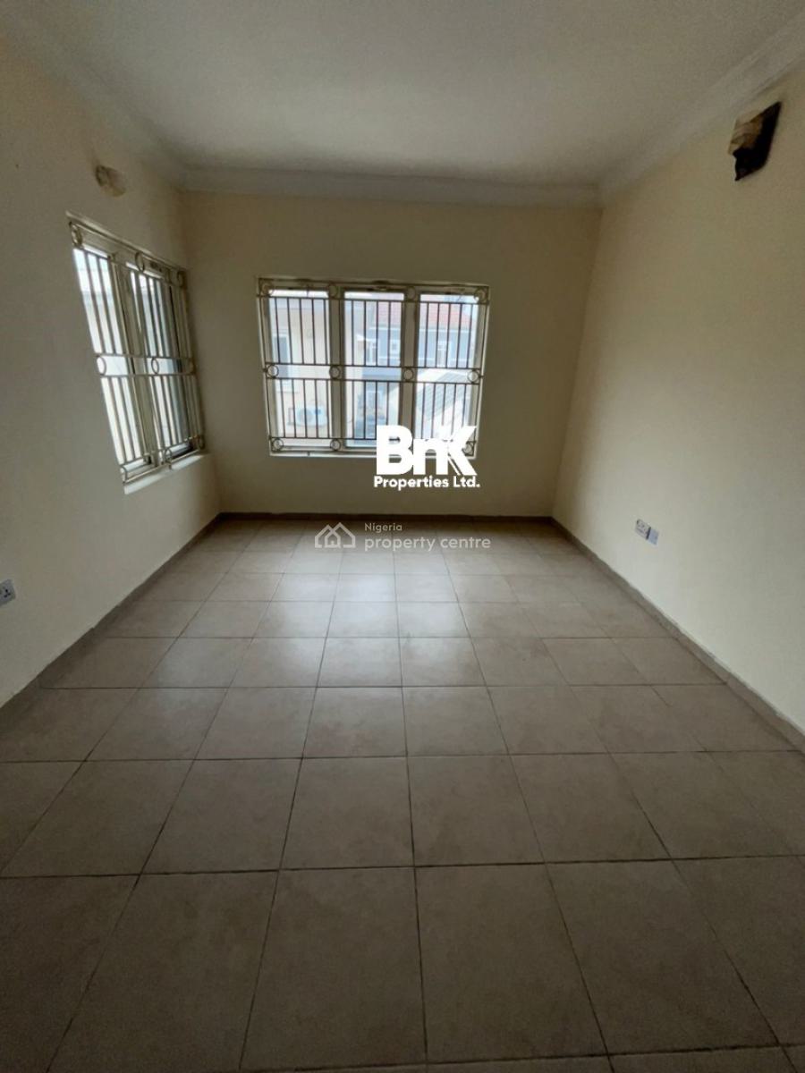 3-bedroom Apartment with a Standard Room Bq, Lekki Phase 1, Lekki, Lagos, Flat / Apartment for Rent