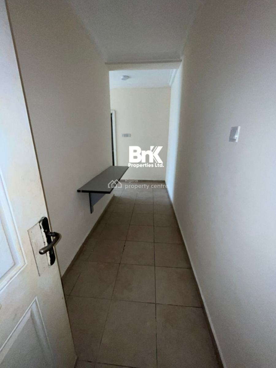 3-bedroom Apartment with a Standard Room Bq, Lekki Phase 1, Lekki, Lagos, Flat / Apartment for Rent