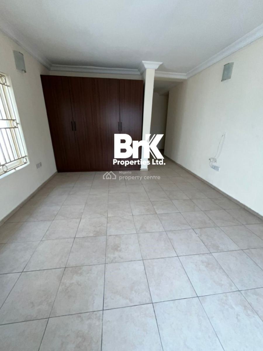 3-bedroom Apartment with a Standard Room Bq, Lekki Phase 1, Lekki, Lagos, Flat / Apartment for Rent