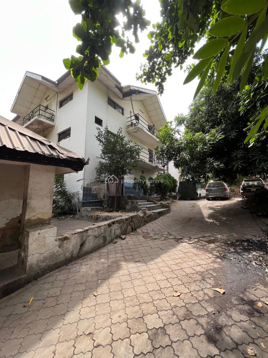 Old Building Available, Wuse 2, Abuja, House for Sale