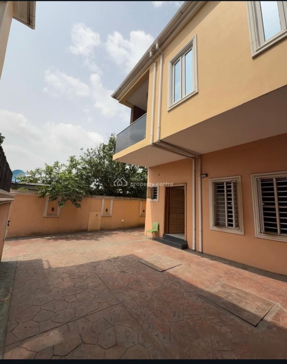 5 Bedroom House with a Bq, Airport Road, Ikeja, Lagos, Detached Duplex for Sale
