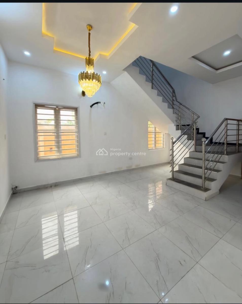 5 Bedroom House with a Bq, Airport Road, Ikeja, Lagos, Detached Duplex for Sale
