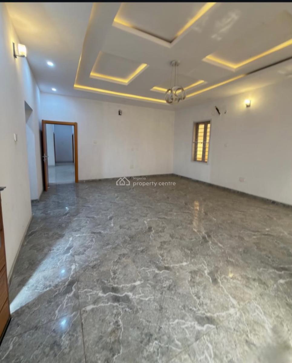 5 Bedroom House with a Bq, Airport Road, Ikeja, Lagos, Detached Duplex for Sale