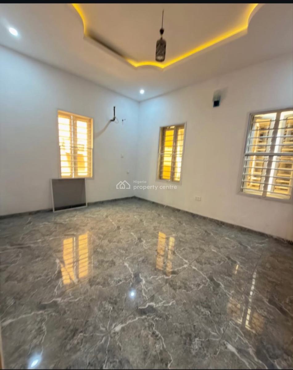 5 Bedroom House with a Bq, Airport Road, Ikeja, Lagos, Detached Duplex for Sale