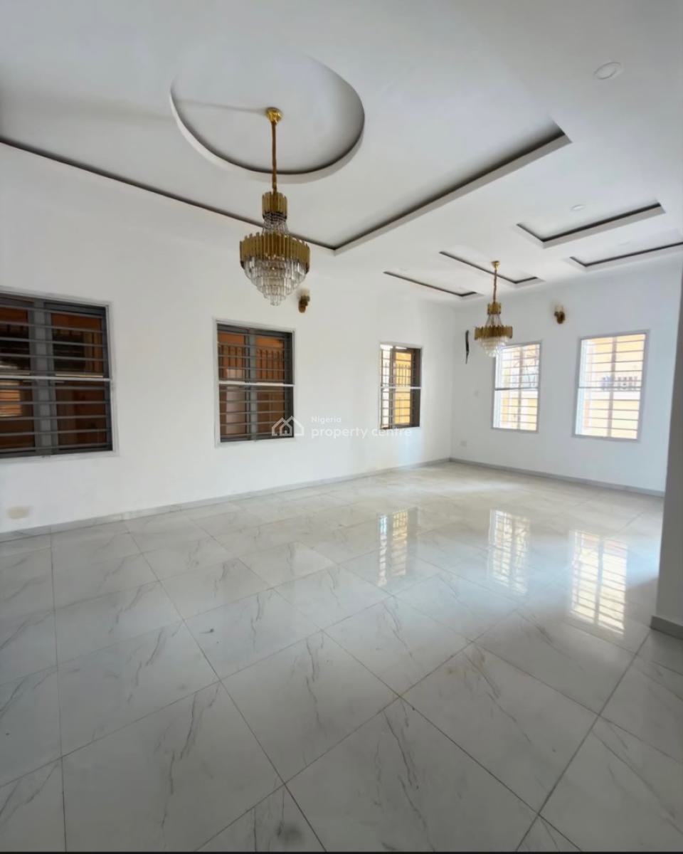 5 Bedroom House with a Bq, Airport Road, Ikeja, Lagos, Detached Duplex for Sale