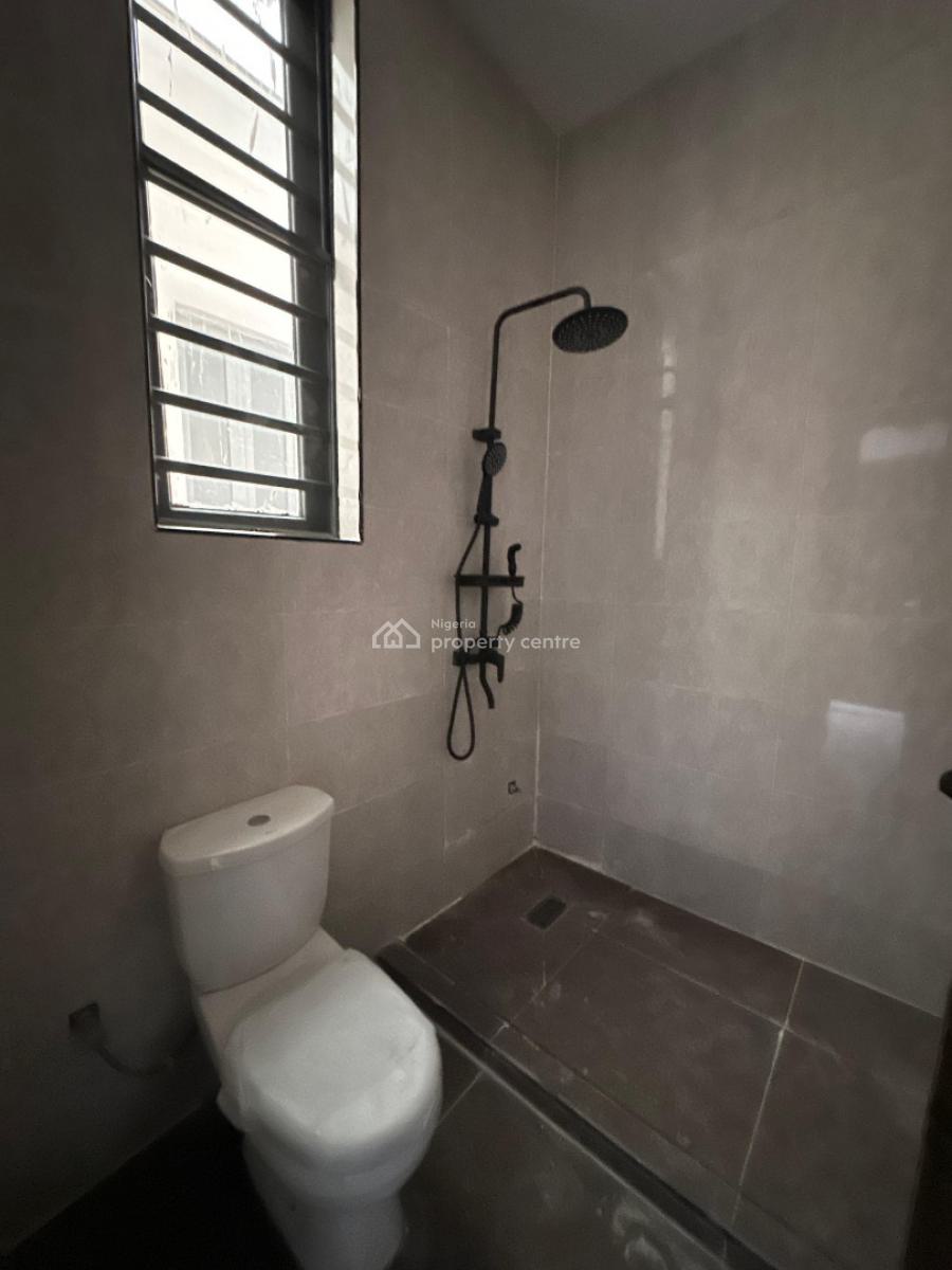 Newly Built 3 Bedroom Apartment, Lekki Phase 1, Lekki, Lagos, Flat / Apartment for Rent