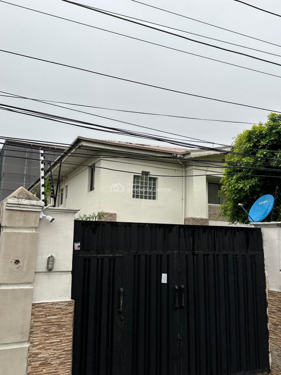 3 Bedroom Self-serviced Apartment (2 Units), Lekki Phase 1, Lekki, Lagos, Flat / Apartment for Rent