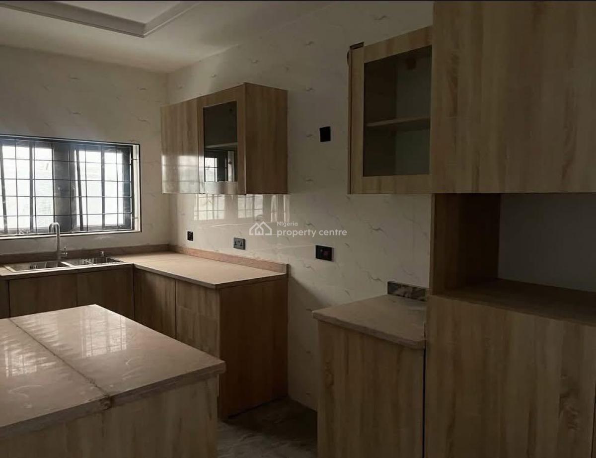 4 Bedroom Terrace Detached Duplex with a Bq Attached, Diplomatic Zone, Guzape District, Abuja, Terraced Duplex for Rent