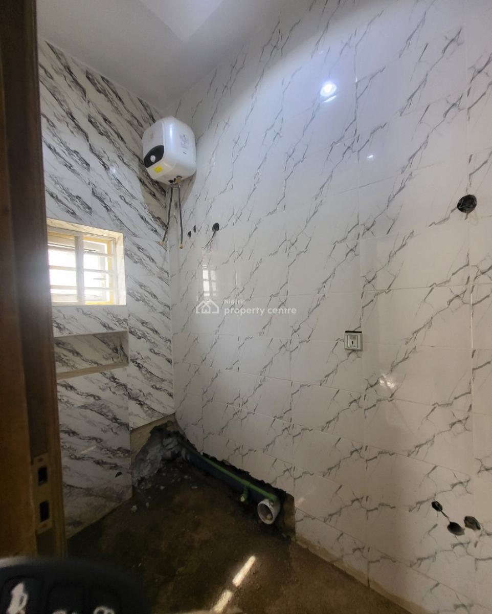 Luxurious Massive 2 Bedroom Flat with Bq, By Kia Academy, Wuye, Abuja, Flat / Apartment for Rent