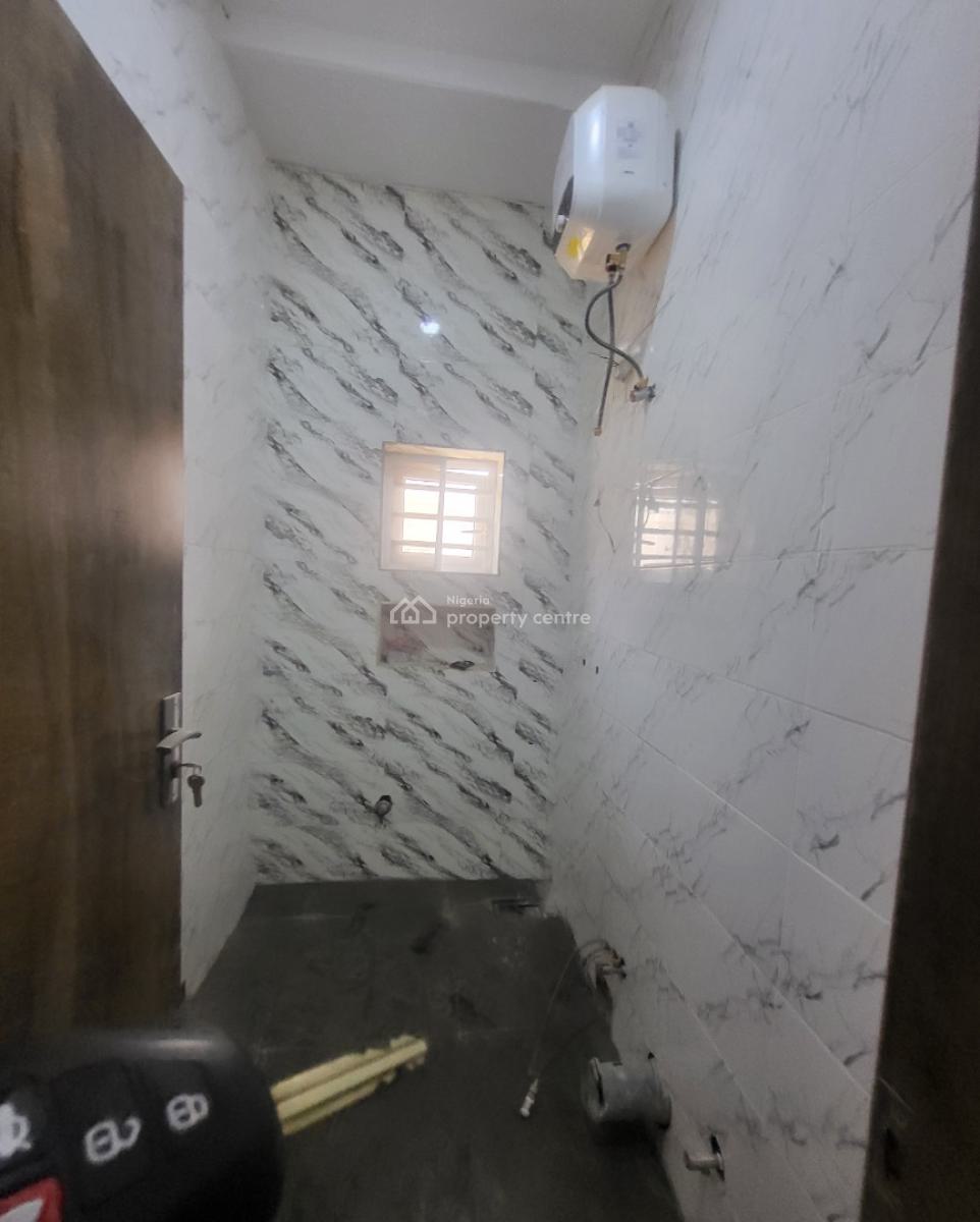 Luxurious Massive 2 Bedroom Flat with Bq, By Kia Academy, Wuye, Abuja, Flat / Apartment for Rent
