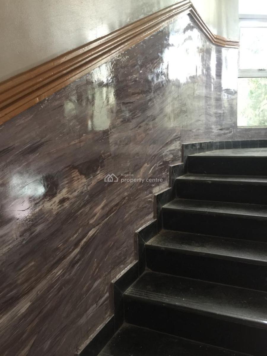 Executive & Standard 3-bedroom Flat Apartment, Iponri, Surulere, Lagos, Flat / Apartment for Rent