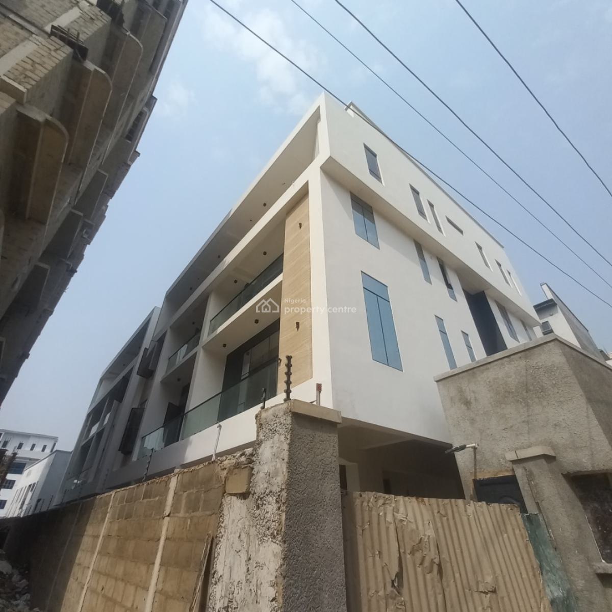 Lovely 2 Bedroom Apartment with Pool and Elevator, Lekki Phase 1, Lekki, Lagos, Flat / Apartment for Sale