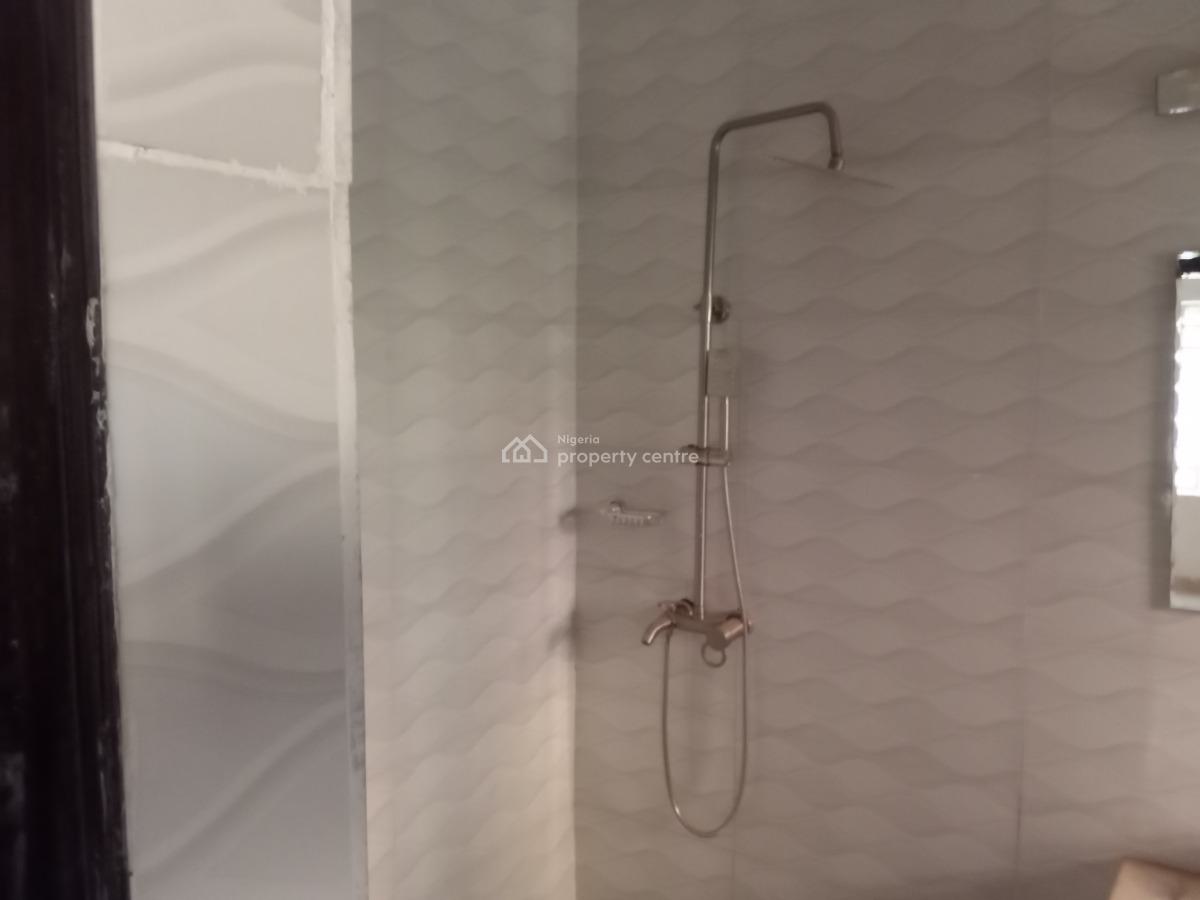 Slightly Furnished Luxury 3-bedroom Apartment, Guzape District, Abuja, Flat / Apartment for Rent