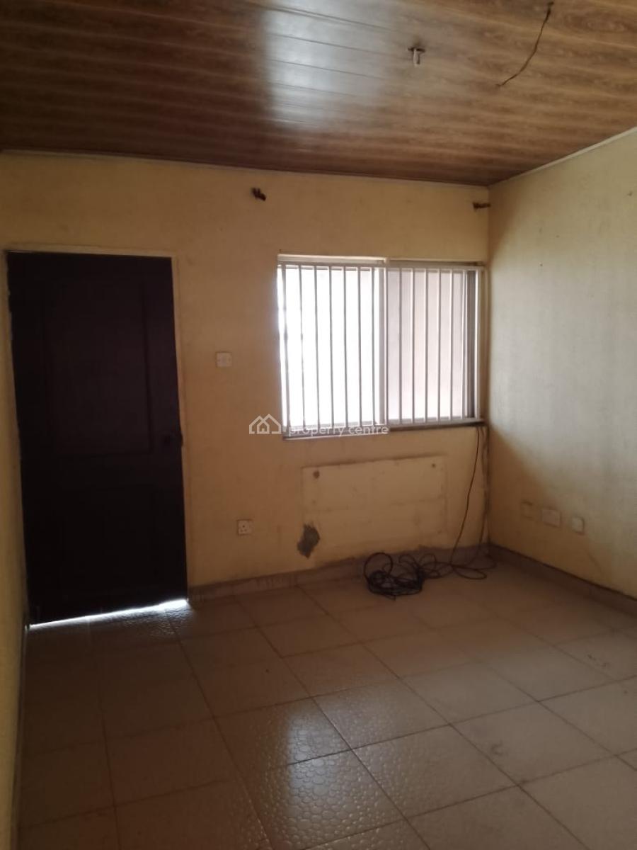 Spacious 4 Bedroom Semi Detached House, Femi Okunnu Phase 1 Estate, Lekki, Lagos, Semi-detached Duplex for Sale