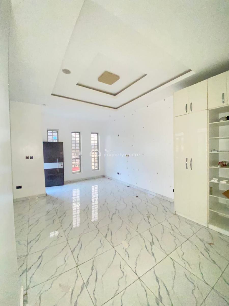 Spacious 4 Bedroom Semidetached Duplex with Bq, Osapa, Lekki, Lagos, Semi-detached Duplex for Rent