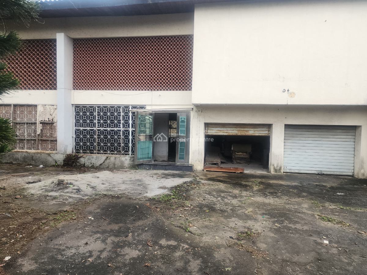 5 Bedrm Duplex  at Vi, Saka Tinubu, Victoria Island (vi), Lagos, Conference / Meeting / Training Room for Rent