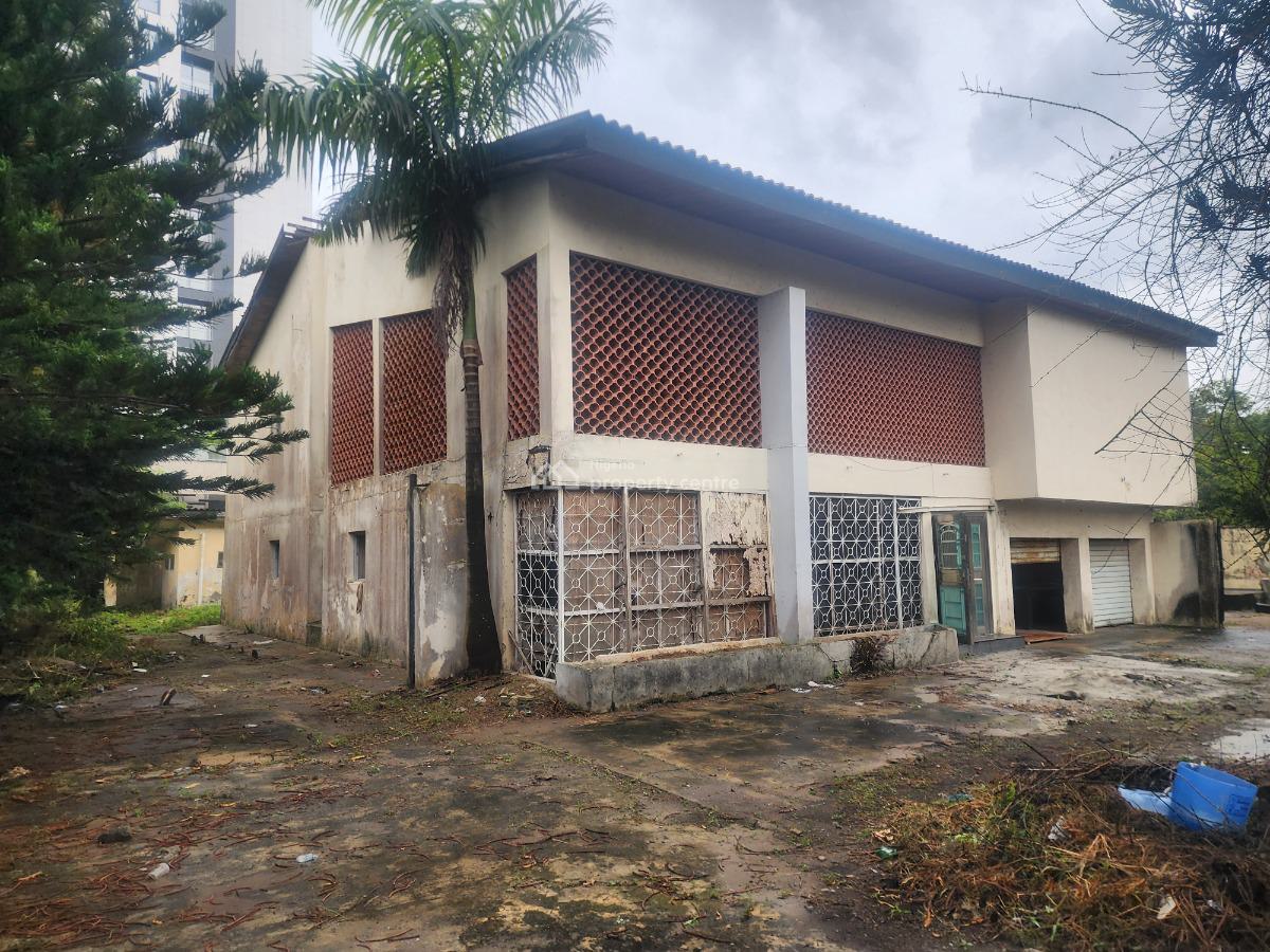 5 Bedrm Duplex  at Vi, Saka Tinubu, Victoria Island (vi), Lagos, Conference / Meeting / Training Room for Rent