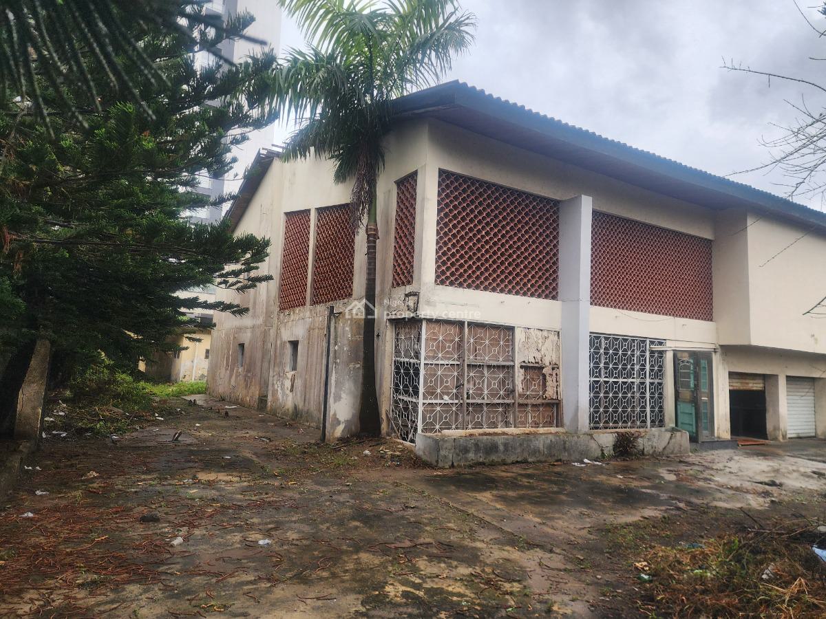 5 Bedrm Duplex  at Vi, Saka Tinubu, Victoria Island (vi), Lagos, Conference / Meeting / Training Room for Rent