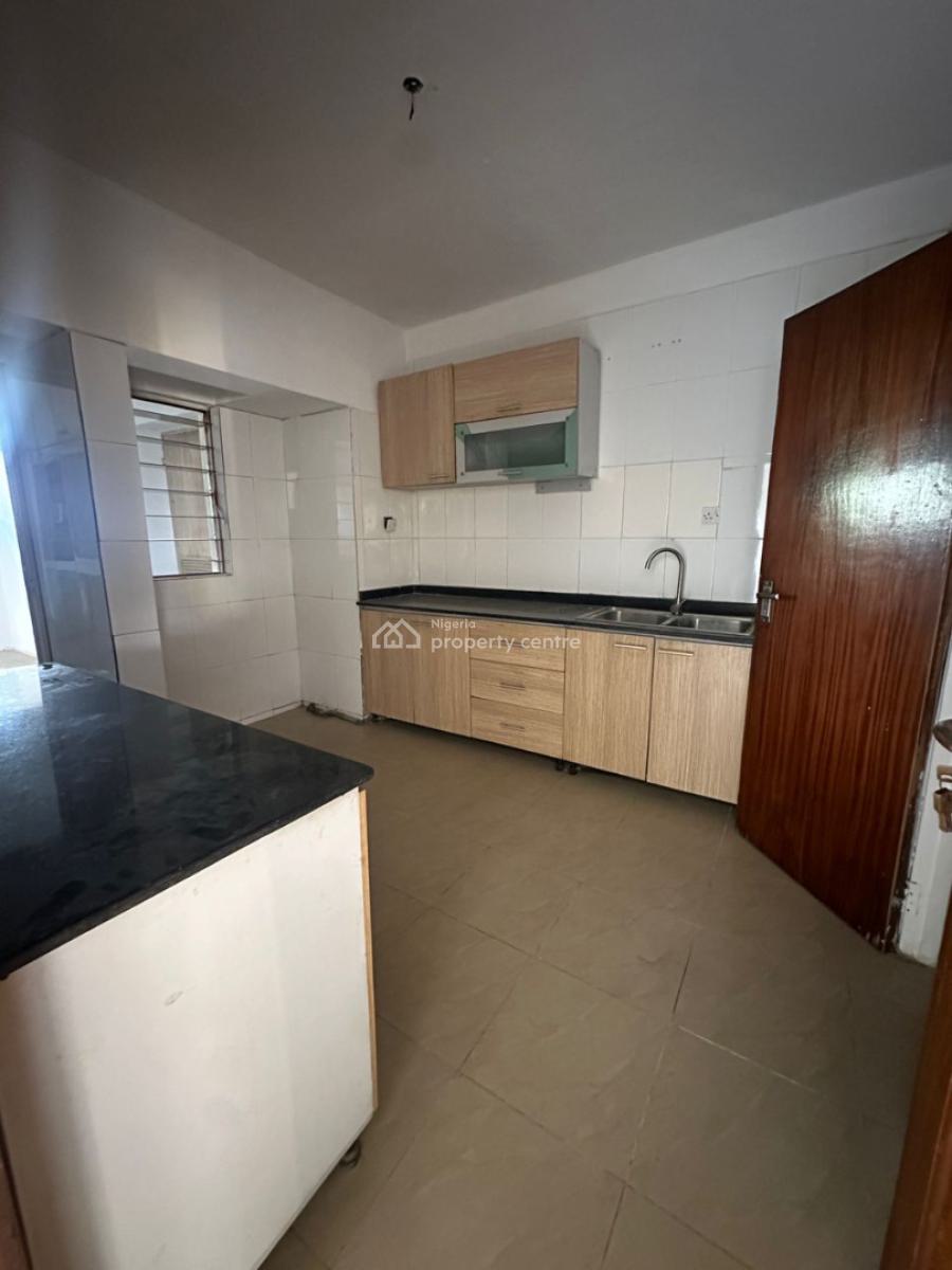 3 Bed + Bq ( Kids & Adult Pool + Bowling, Jetty, Football Pitch Etc), Ikoyi, Lagos, Flat / Apartment for Rent