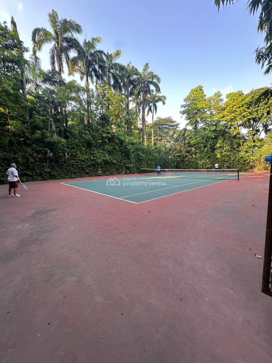3 Bed + Bq ( Kids & Adult Pool + Bowling, Jetty, Football Pitch Etc), Ikoyi, Lagos, Flat / Apartment for Rent