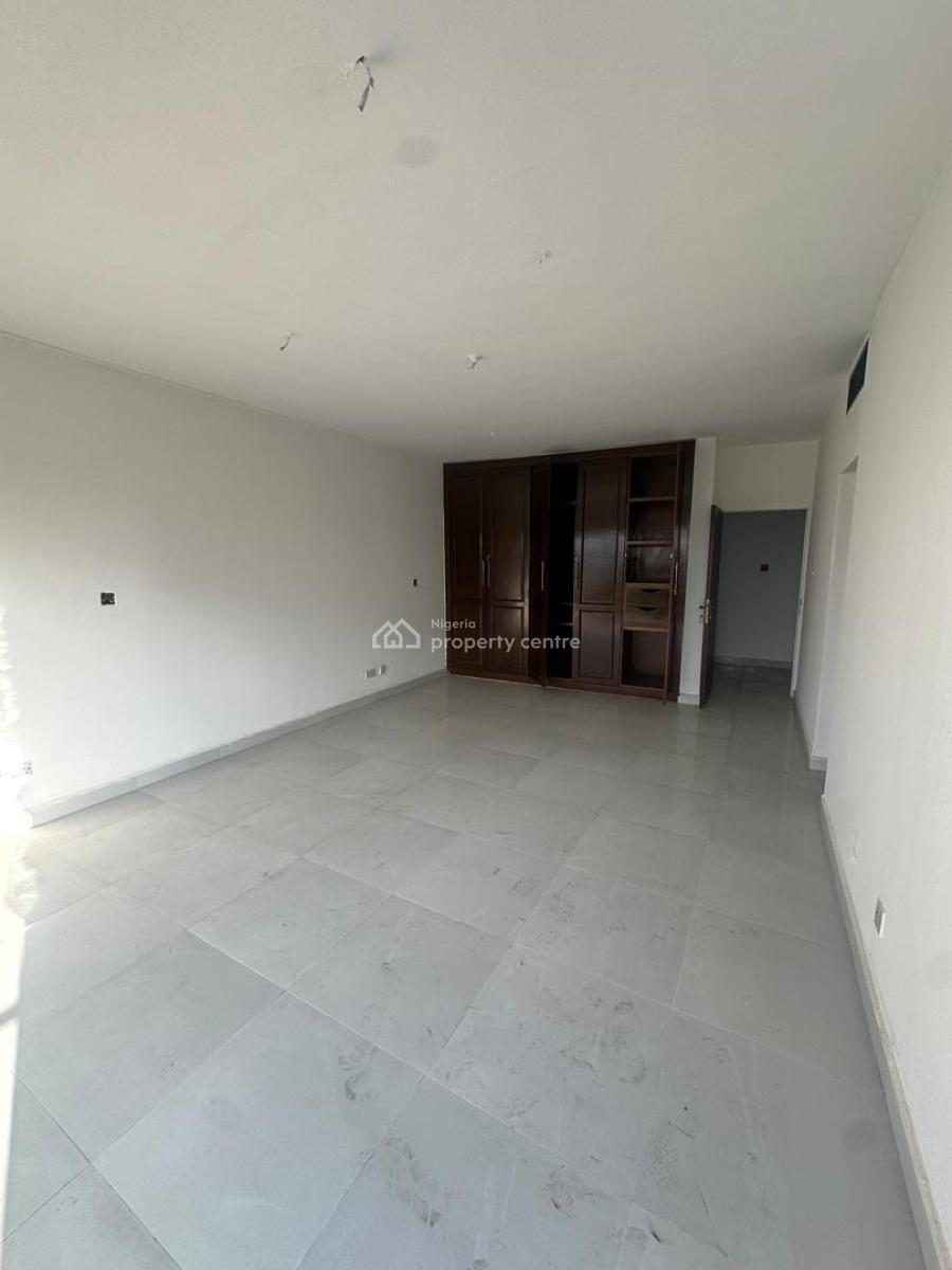 3 Bed + Bq ( Kids & Adult Pool + Bowling, Jetty, Football Pitch Etc), Ikoyi, Lagos, Flat / Apartment for Rent