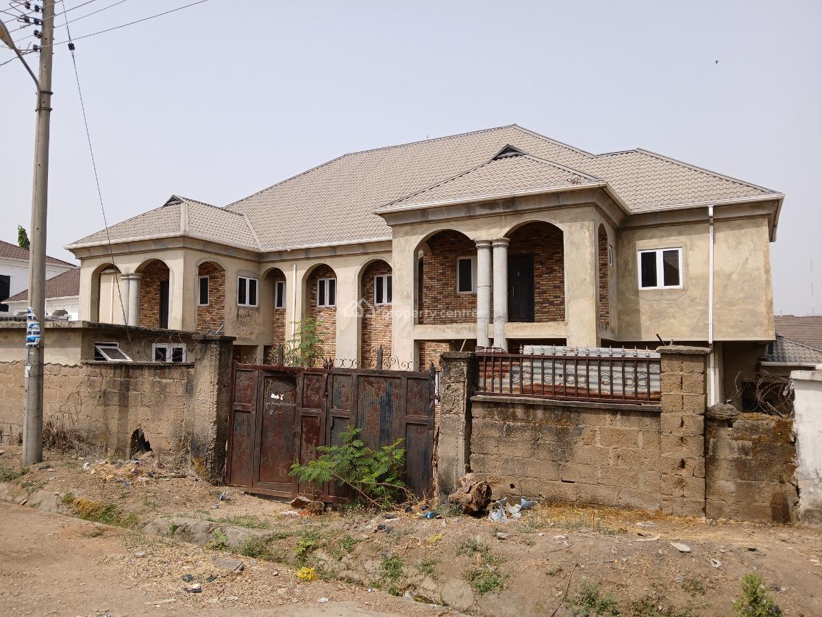 5 Bedroom Twin Semidetached Duplex  with 1 Bedroom Guest, Uche Okeke Crescent, Gwarinpa, Abuja, Semi-detached Duplex for Sale