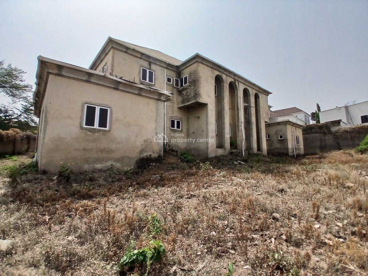 5 Bedroom Twin Semidetached Duplex  with 1 Bedroom Guest, Uche Okeke Crescent, Gwarinpa, Abuja, Semi-detached Duplex for Sale