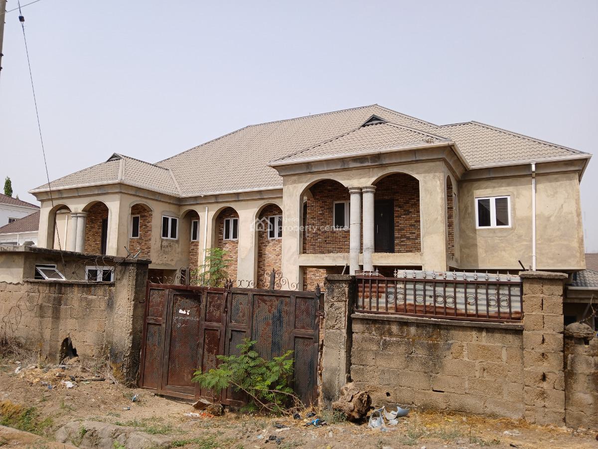 5 Bedroom Twin Semidetached Duplex  with 1 Bedroom Guest, Uche Okeke Crescent, Gwarinpa, Abuja, Semi-detached Duplex for Sale