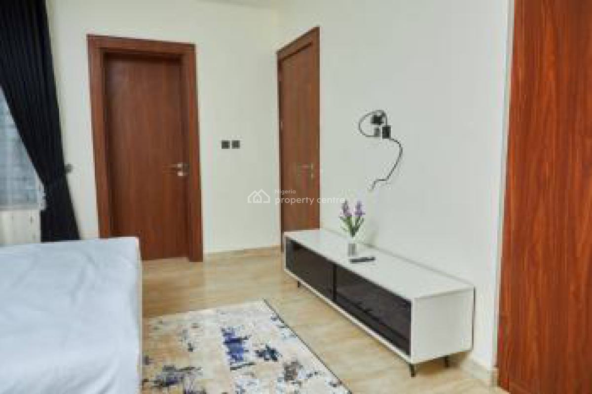 Fully Furnished/servived 4-bedroom Semi-detached Duplex, Guzape District, Abuja, Semi-detached Duplex for Rent