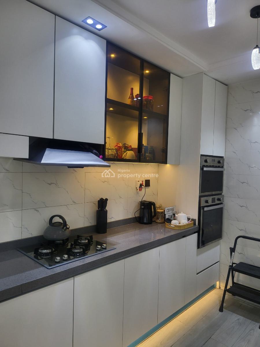 Luxury 3-bedroom Apartment with Swimming Pool & Gym, Lekki Phase 1, Lekki, Lagos, Flat / Apartment for Sale