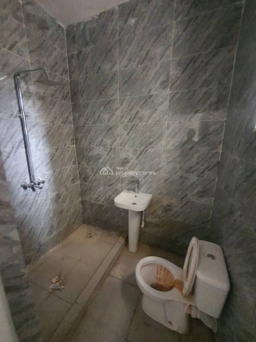 Exquisite 2 Bedroom Apartment, Ologolo, Lekki Phase 1, Lekki, Lagos, Flat / Apartment for Rent