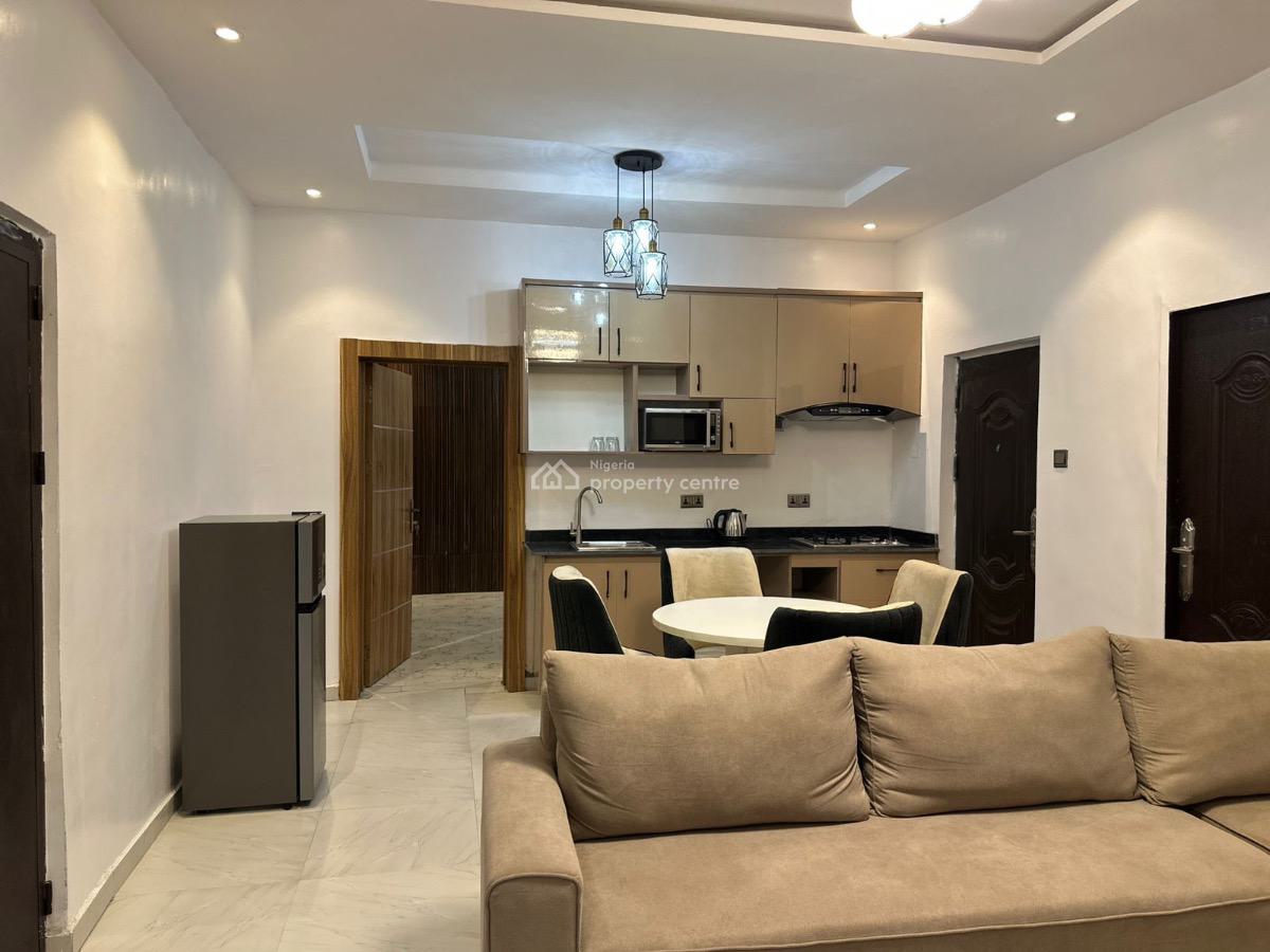 1 Bedroom Party House, Golden Pearl Estate, Ajah, Lagos, Mini Flat (room and Parlour) Short Let