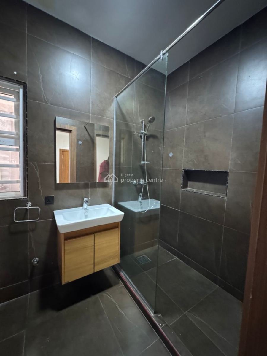 Beautiful 3 Bedrooms Apartments with Elevator and Pool, Ikate Elegushi, Lekki, Lagos, Flat / Apartment for Rent