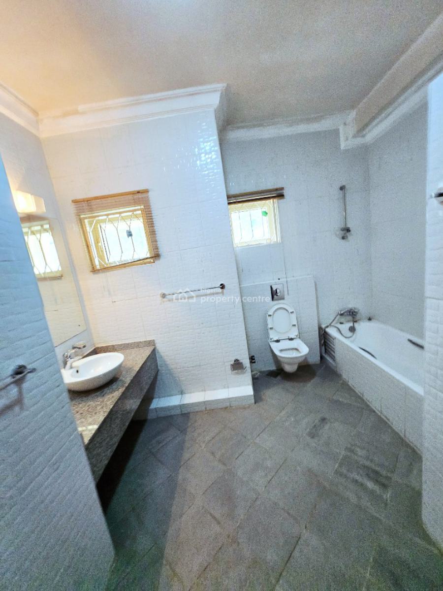 Well Maintained 5 Bedroom Detached, Old Ikoyi, Ikoyi, Lagos, Detached Duplex for Rent