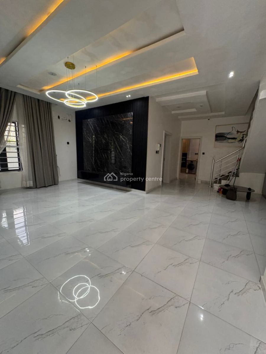Luxury 4 Bedroom Duplex & Inverter + Bq, Chevron, Lekki, Lagos, Semi-detached Duplex for Rent