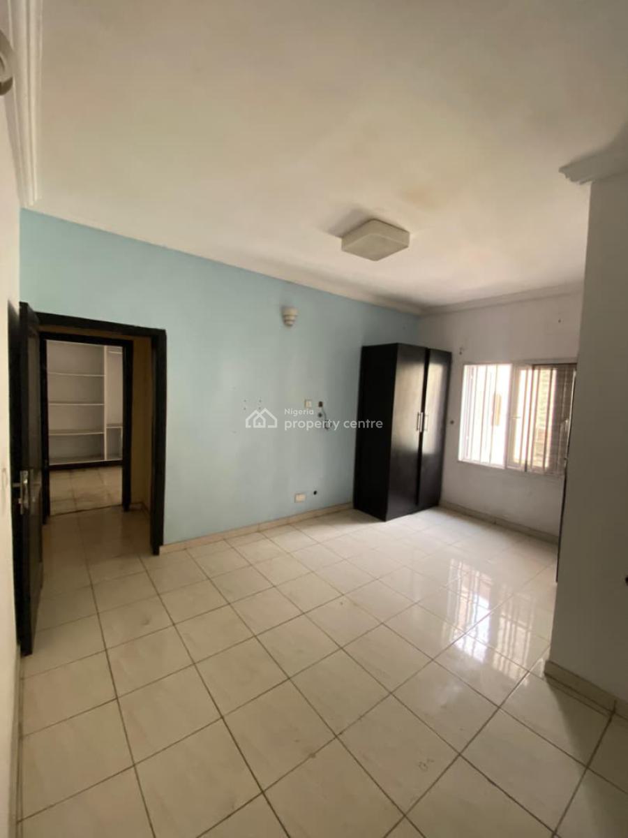 Fully Serviced and Spacious 4 Bedroom Terrace Duplex, Osapa, Lekki, Lagos, Terraced Duplex for Rent
