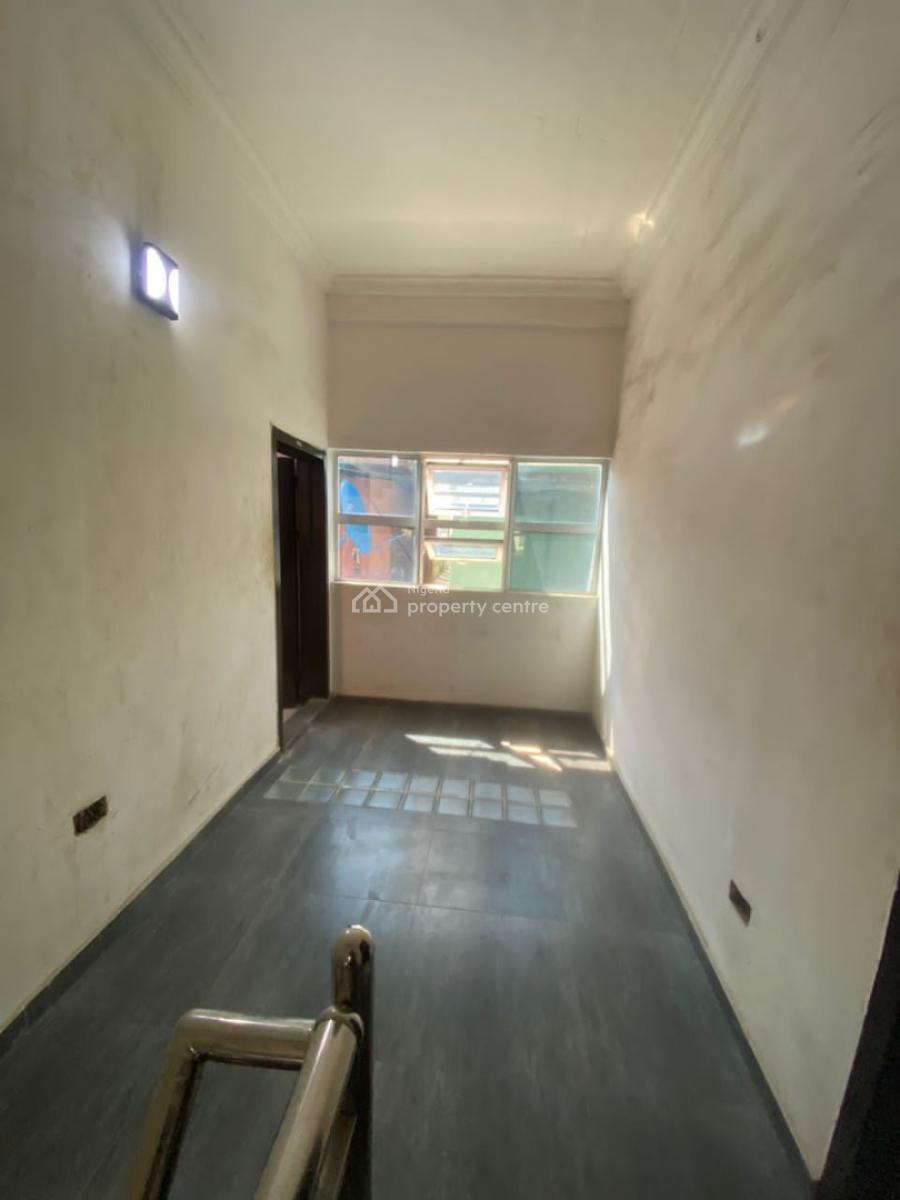 Fully Furnished Mini Flat (upstairs) with Modern Facilities., Off Abeokuta Road, Ebute Metta West, Yaba, Lagos, Mini Flat (room and Parlour) for Rent