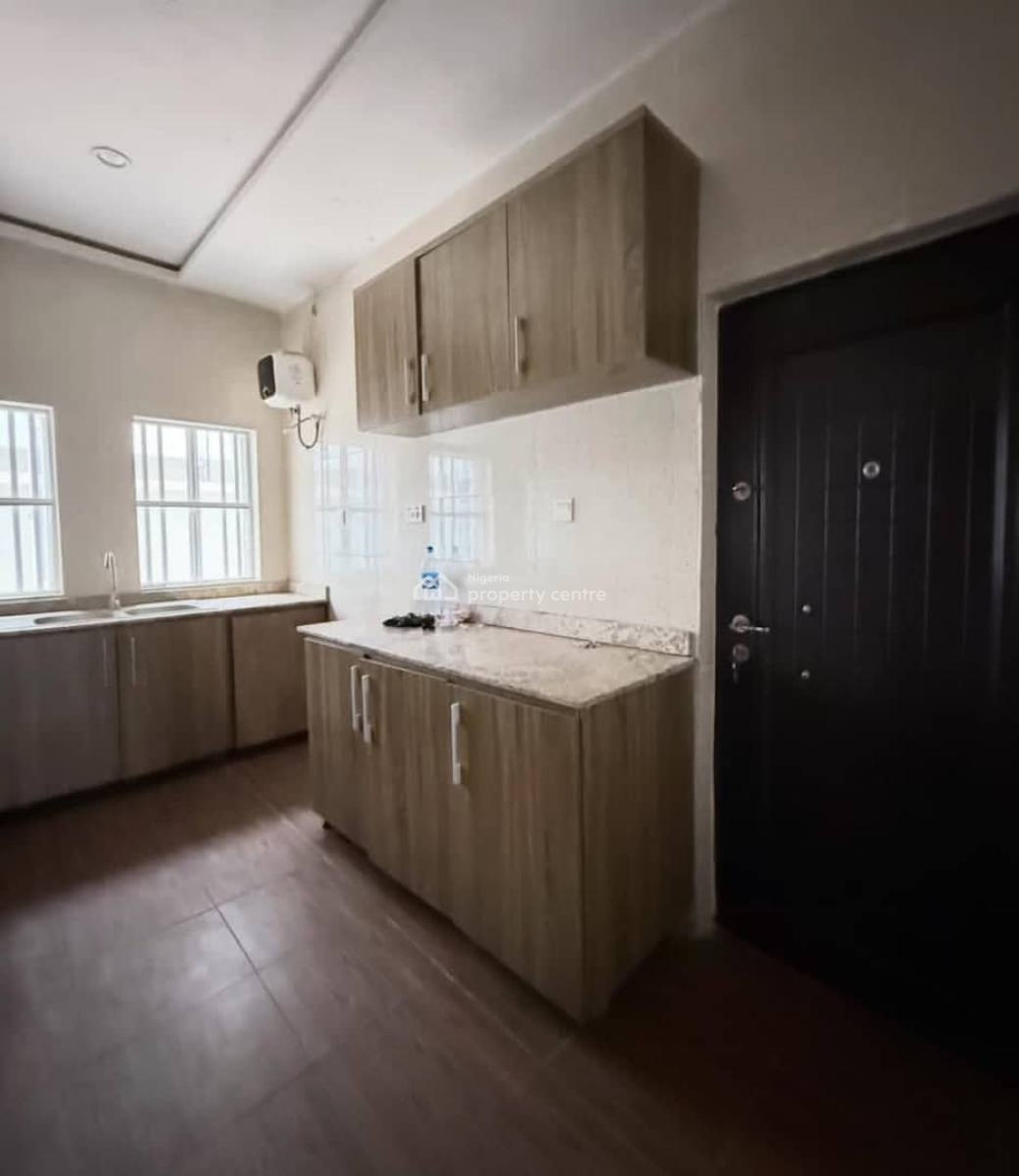 Three Bedroom Flat, Salem Bus Stop, Ilasan, Lekki, Lagos, Flat / Apartment for Rent