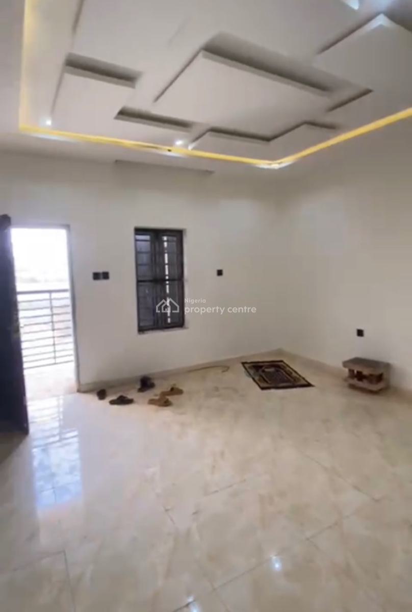 a Very Spacious and Well Finished 2 Bedroom Flat, Main, Wuye, Abuja, Flat / Apartment for Rent