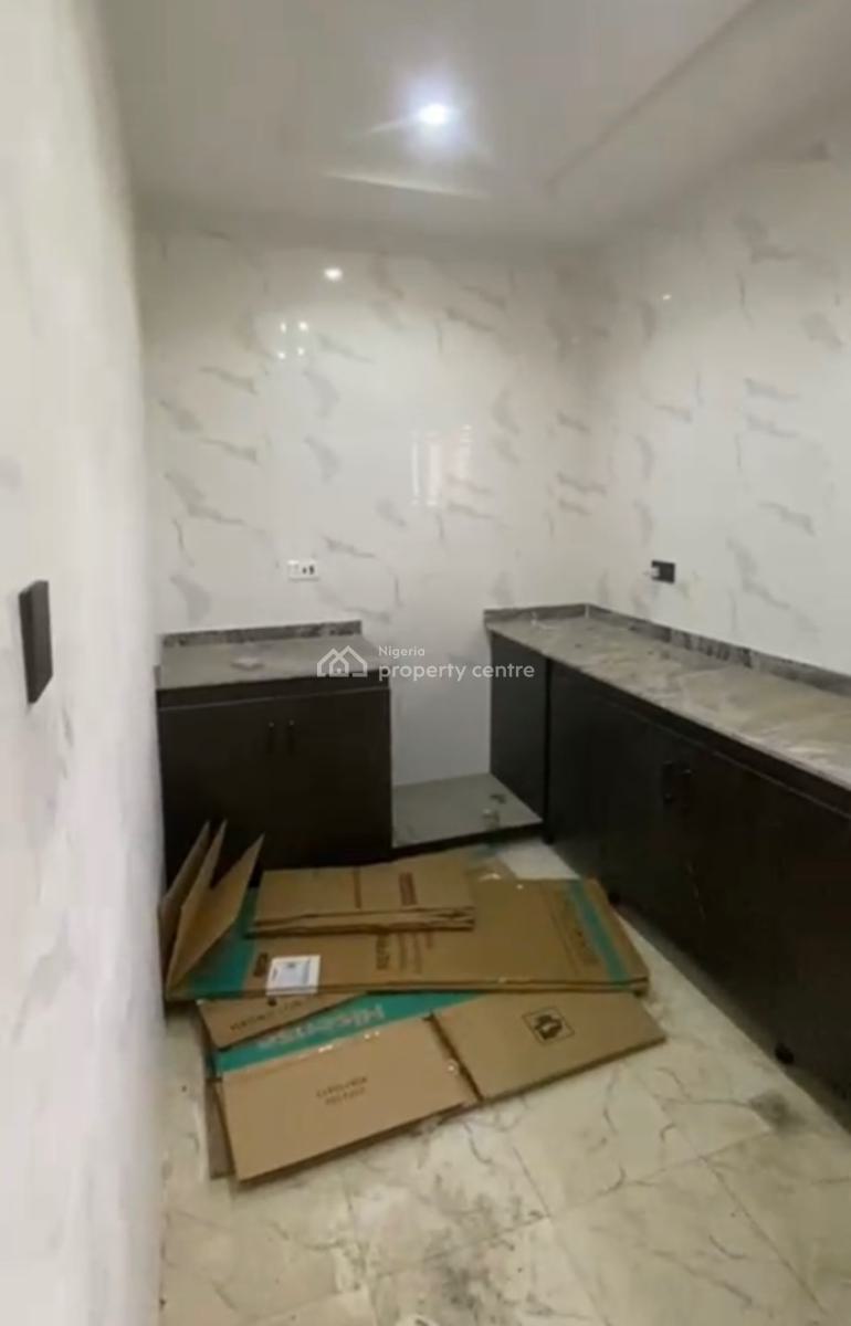 a Very Spacious and Well Finished 2 Bedroom Flat, Main, Wuye, Abuja, Flat / Apartment for Rent