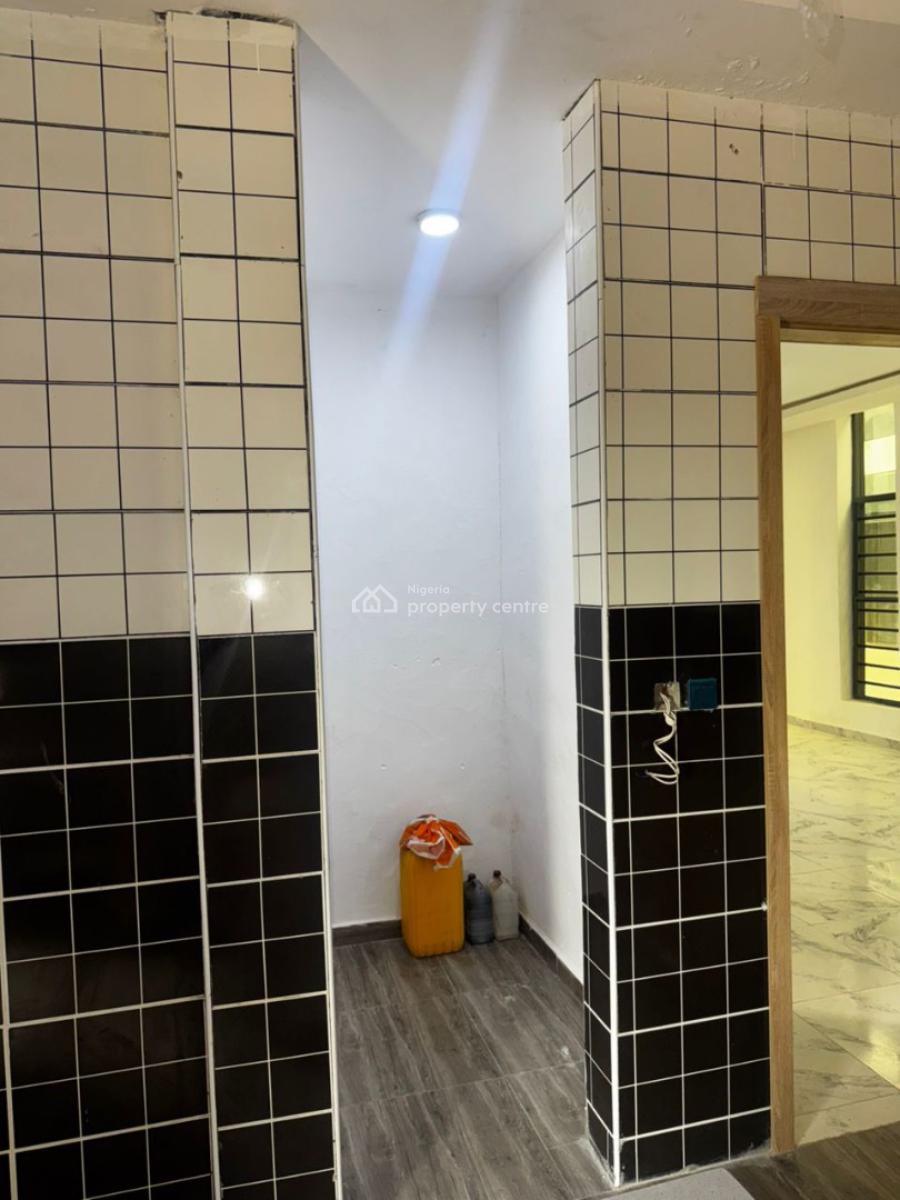 Brand New 5-bedroom Terrace Duplex, General Paint, Ajah, Lagos, Terraced Duplex for Rent