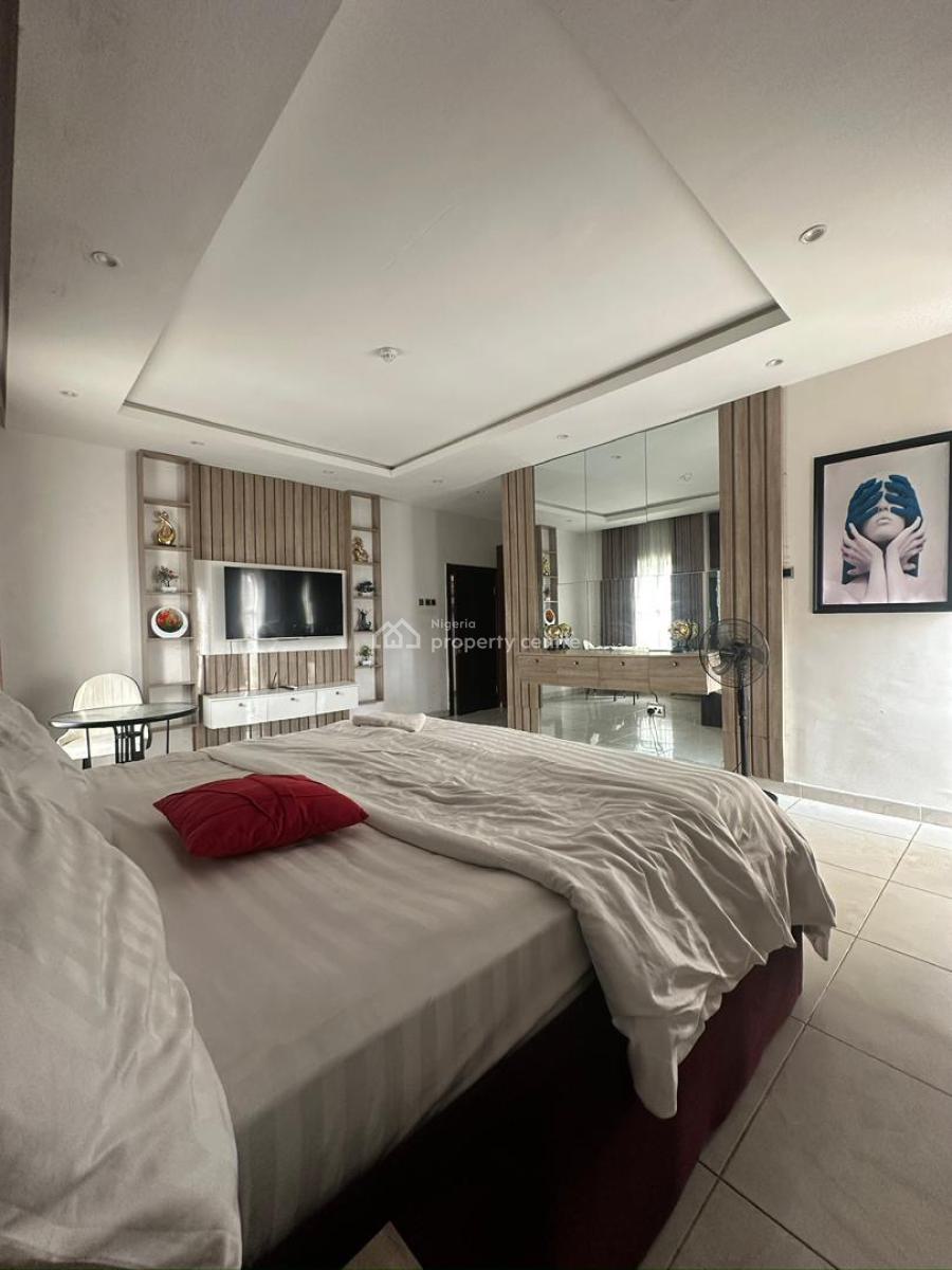 Extremely Spacious 3 Bedroom Apartment & Bq, Lekki Phase 1, Lekki, Lagos, Flat / Apartment for Rent