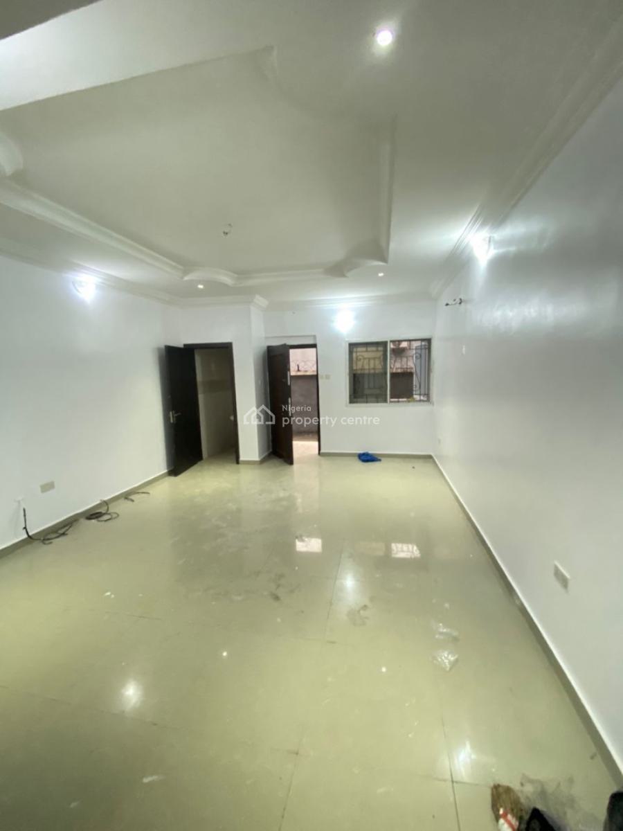 3 Bedroom Apartment in an Estate, Osapa, Lekki, Lagos, Flat / Apartment for Rent