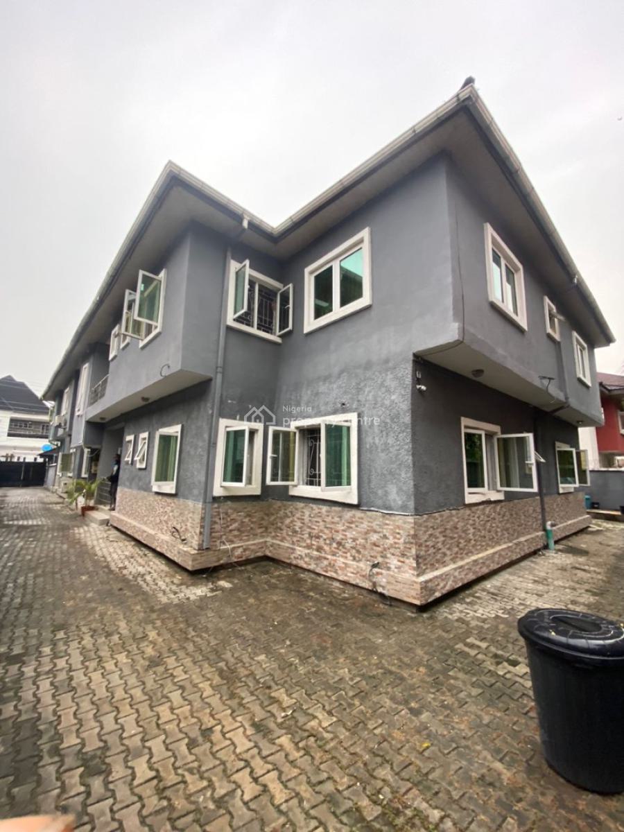 3 Bedroom Apartment in an Estate, Osapa, Lekki, Lagos, Flat / Apartment for Rent