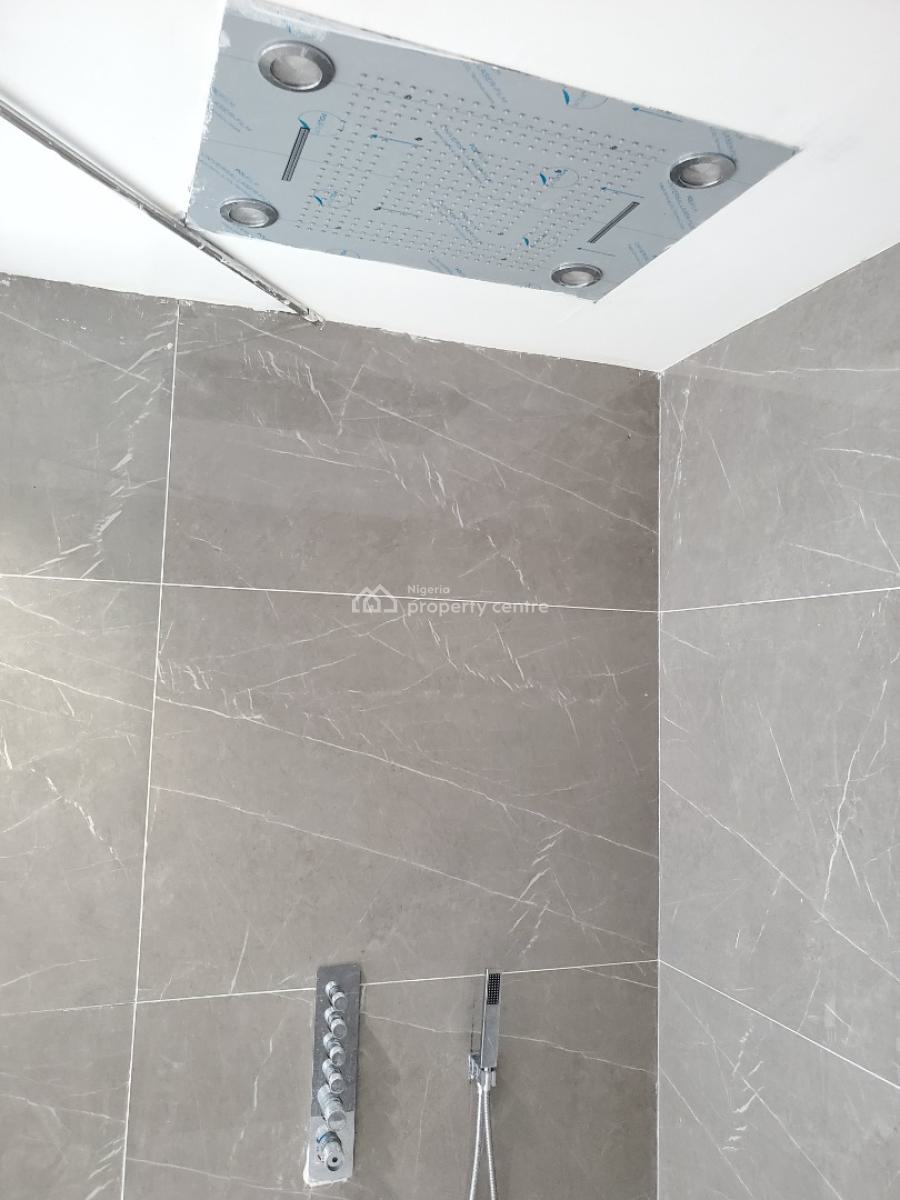 Exquisitely Built 4 Bedroom Maisonette with a Swimming Pool and Gym, Old Ikoyi, Ikoyi, Lagos, Flat / Apartment for Sale