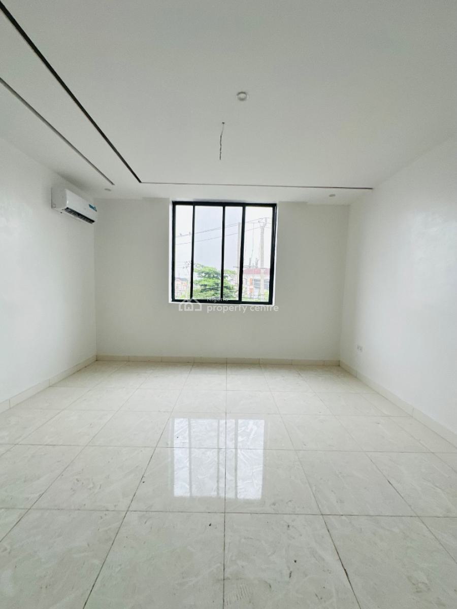 Beautifully Built 2 Bedroom Apartment with Pool & Gym, Lekki Phase 1, Lekki, Lagos, Flat / Apartment for Sale